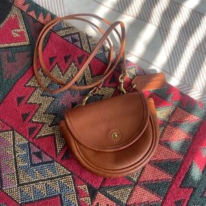 Rare Vintage COACH British Tan Leather Mini Crossbody Belt Bag